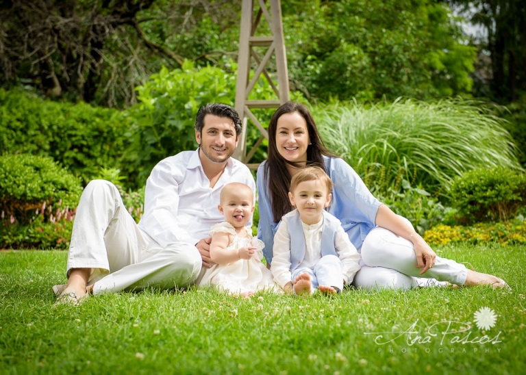 Top-Tips-to-get-you-ready-for-your-summer-family-portraits-in-Toronto
