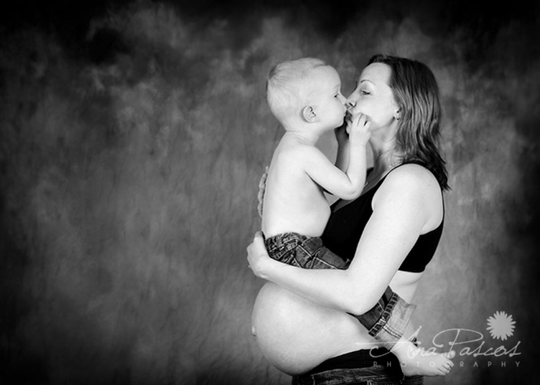 maternity-with-sibling-photography-toronto